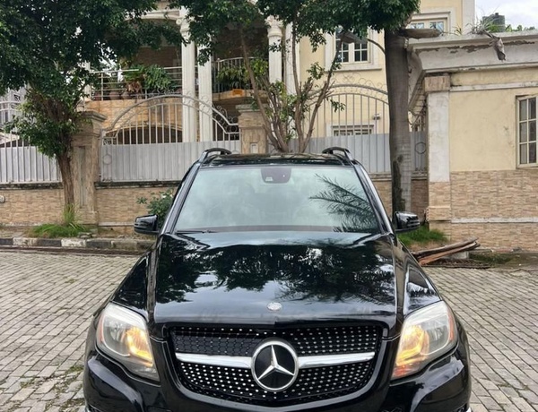 2015 MERCEDES BENZ GLK350 FOR SALE IN ABUJA