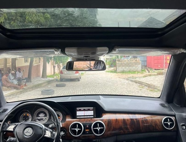 2015 MERCEDES BENZ GLK350 FOR SALE IN ABUJA