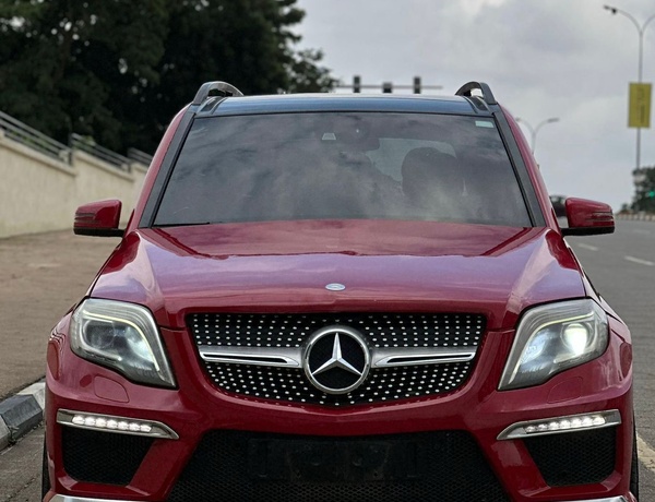 2015 MERCEDES BENZ GLK350 FULL OPTION FOR SALE IN ABUJA