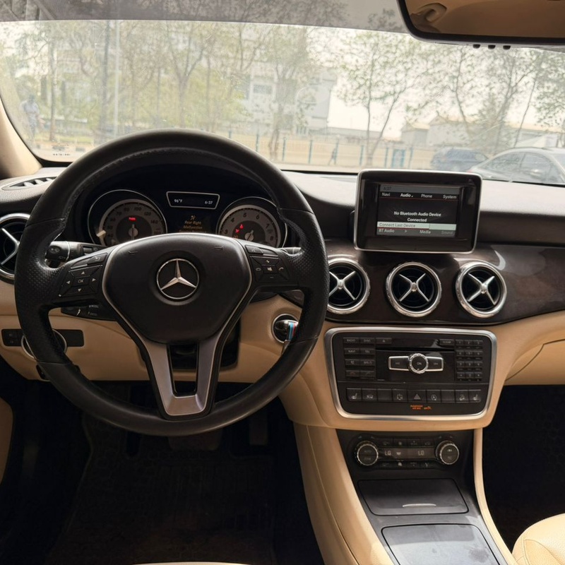 NIGERIAN USED 2015 MERCEDES BENZ GLA250 FOR SALE IN ABUJA image