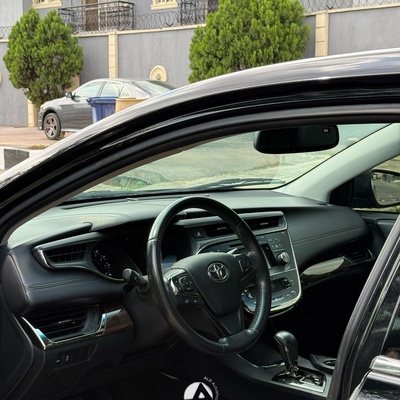 2015 TOYOTA AVALON XLE