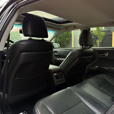 2015 TOYOTA AVALON XLE