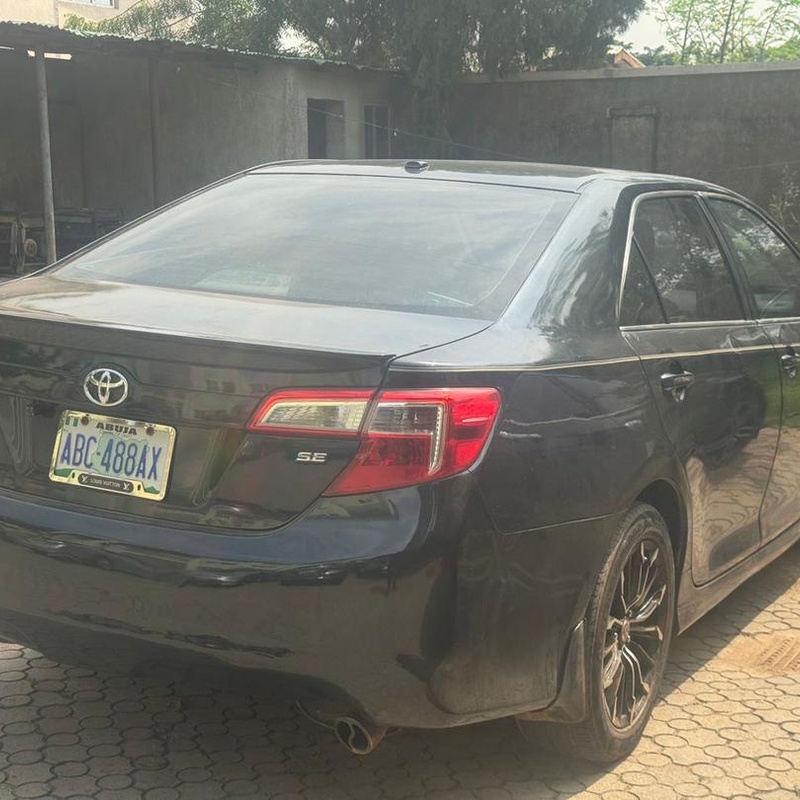 2015 TOYOTA CAMRY SE FOR SALE IN ABUJA image