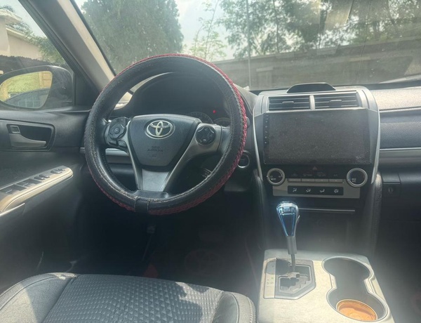 2015 TOYOTA CAMRY SE FOR SALE IN ABUJA