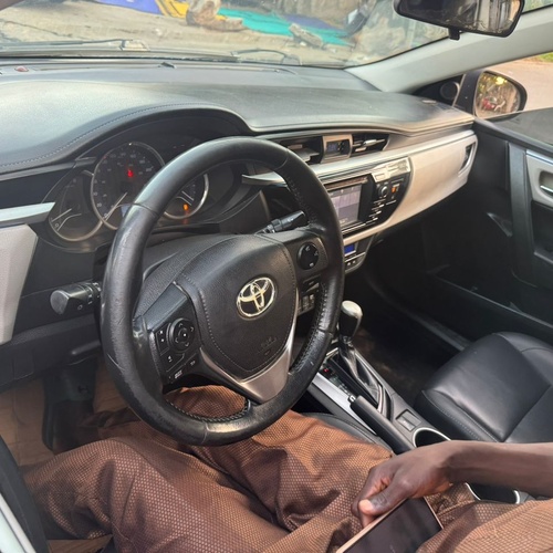 2015 TOYOTA COROLLA  FOR SALE IN ABUJA