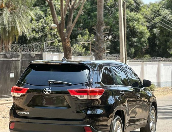 2015 TOYOTA HIGHLANDER FOR SALE