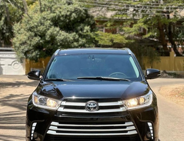 2015 TOYOTA HIGHLANDER FOR SALE