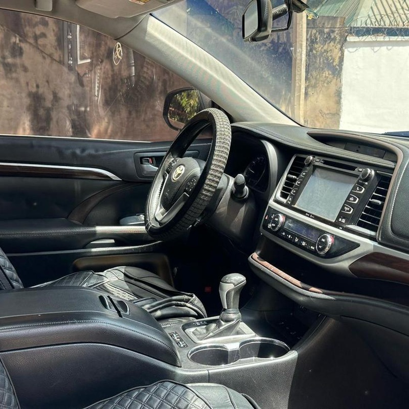 2015 TOYOTA HIGHLANDER FOR SALE image