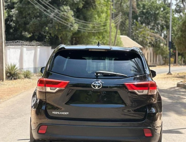 2015 TOYOTA HIGHLANDER FOR SALE