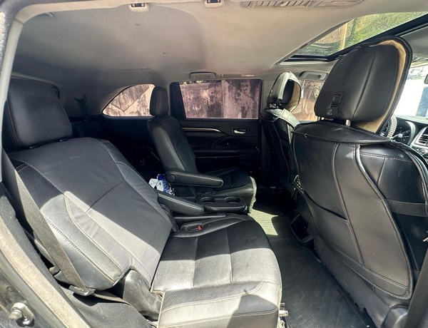 2015 TOYOTA HIGHLANDER FOR SALE