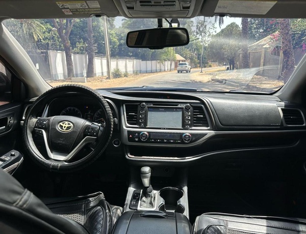 2015 TOYOTA HIGHLANDER FOR SALE