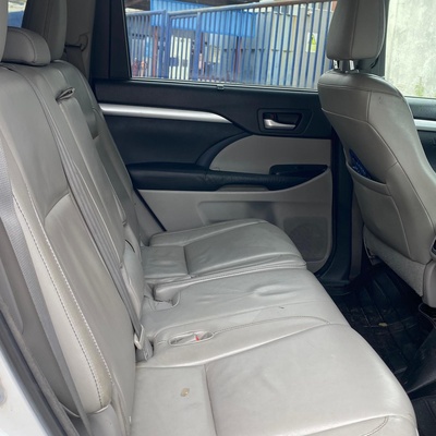 2015 Toyota Highlander XLE for Sale In Lekki Lagos