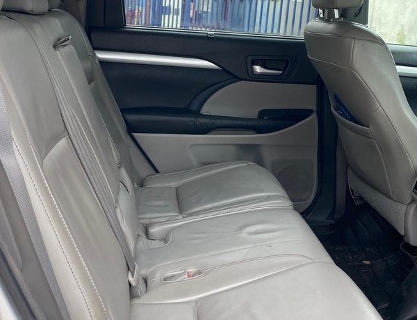 2015 Toyota Highlander XLE for Sale In Lekki Lagos