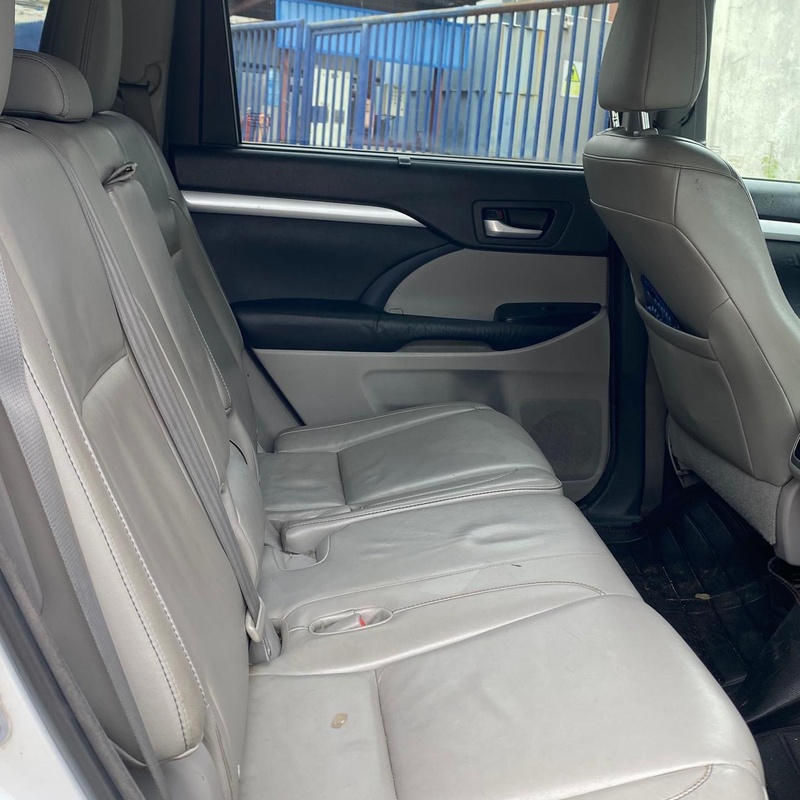 2015 Toyota Highlander XLE for Sale In Lekki Lagos image