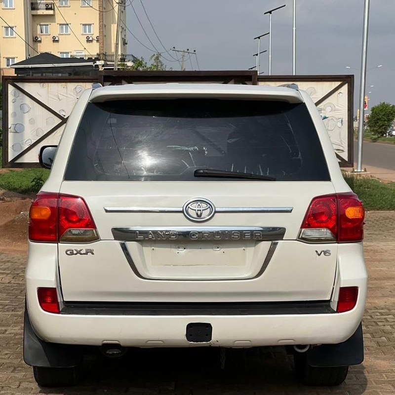 2015 TOYOTA LAND CRUISER V6 FOR SALE IN ABUJA image