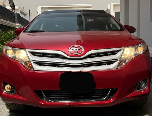 2015 TOYOTA VENZA WITH PANORAMIC ROOF FOR SALE