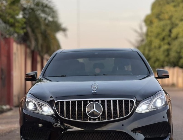 2015 UPGRADED MERCEDES BENZ E350 FOR SALE IN KADUNA