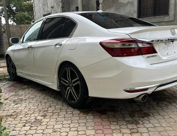 2016 HONDA ACCORD FULL OPTION FOR SALE