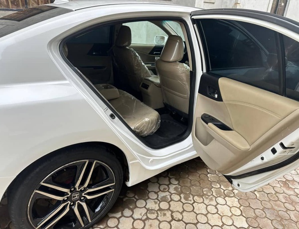 2016 HONDA ACCORD FULL OPTION FOR SALE