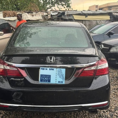2016 HONDA ACCORD IN ABUJA FOR SALE