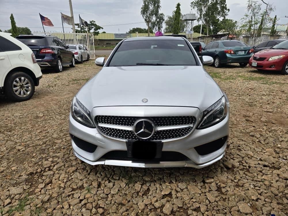 Nigerian Cars Hero Image