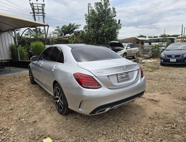 2016 KEYLESS MERCEDES BENZ C300 FOR SALE