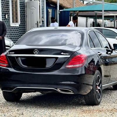2016 KEYLESS MERCEDES BENZ C300 FOR SALE IN ABUJA