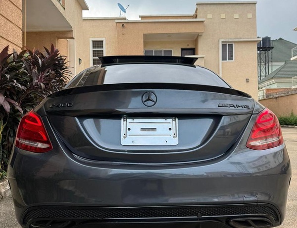 2016 KEYLESS MERCEDES BENZ C400 FULL OPTION FOR SALE