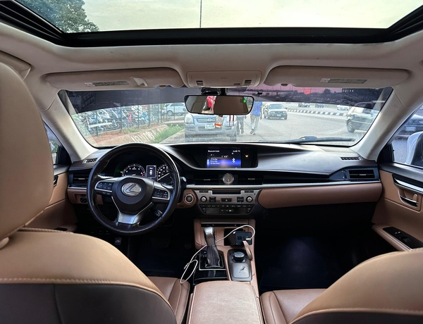 2016 Lexus ES 350 In Abuja