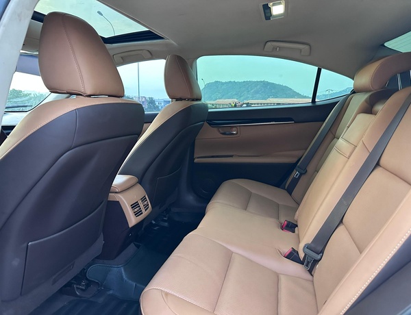 2016 Lexus ES 350 In Abuja