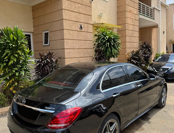 2016 MERCEDES BENZ C300 AMG TRIM FULL OPTION FOR SALE