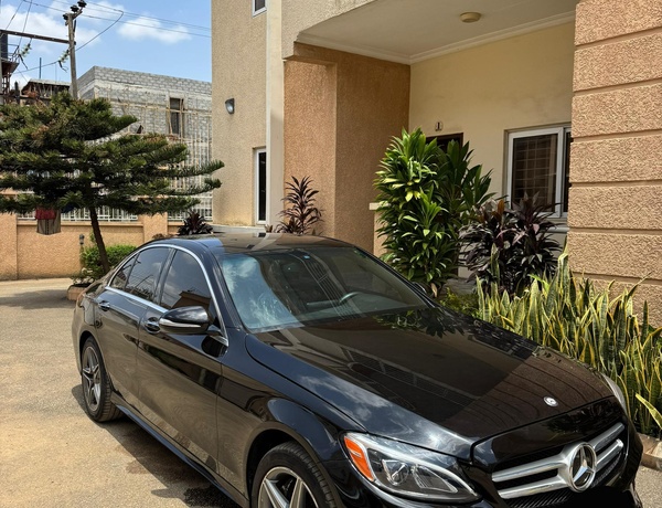 2016 MERCEDES BENZ C300 AMG TRIM FULL OPTION FOR SALE