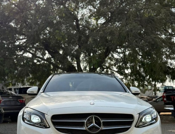 2016 MERCEDES BENZ C300 FOR SALE IN ABUJA