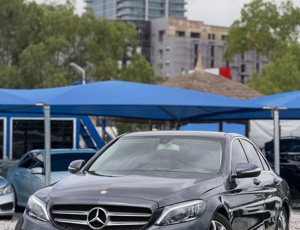 2016 MERCEDES BENZ C300 FOR SALE IN ABUJA