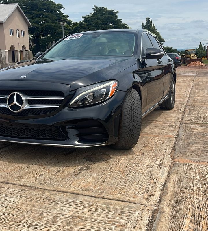 2016 Mercedes Benz C300 for Sale in Awka image