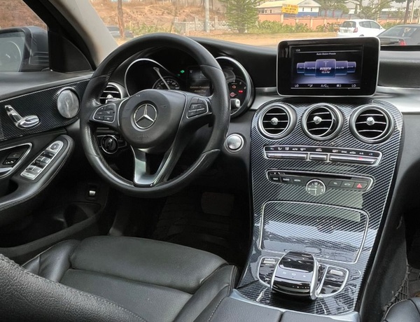 2016 MERCEDES BENZ C300 FULL OPTION FOR SALE