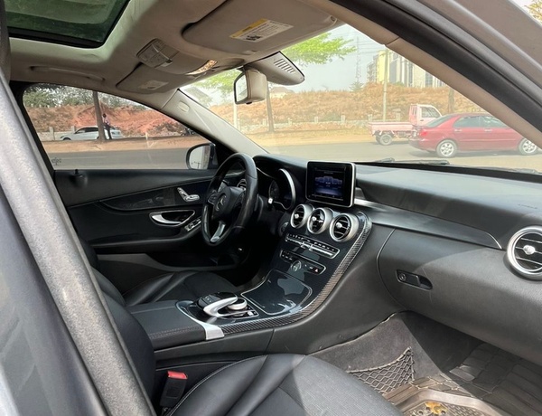 2016 MERCEDES BENZ C300 FULL OPTION FOR SALE