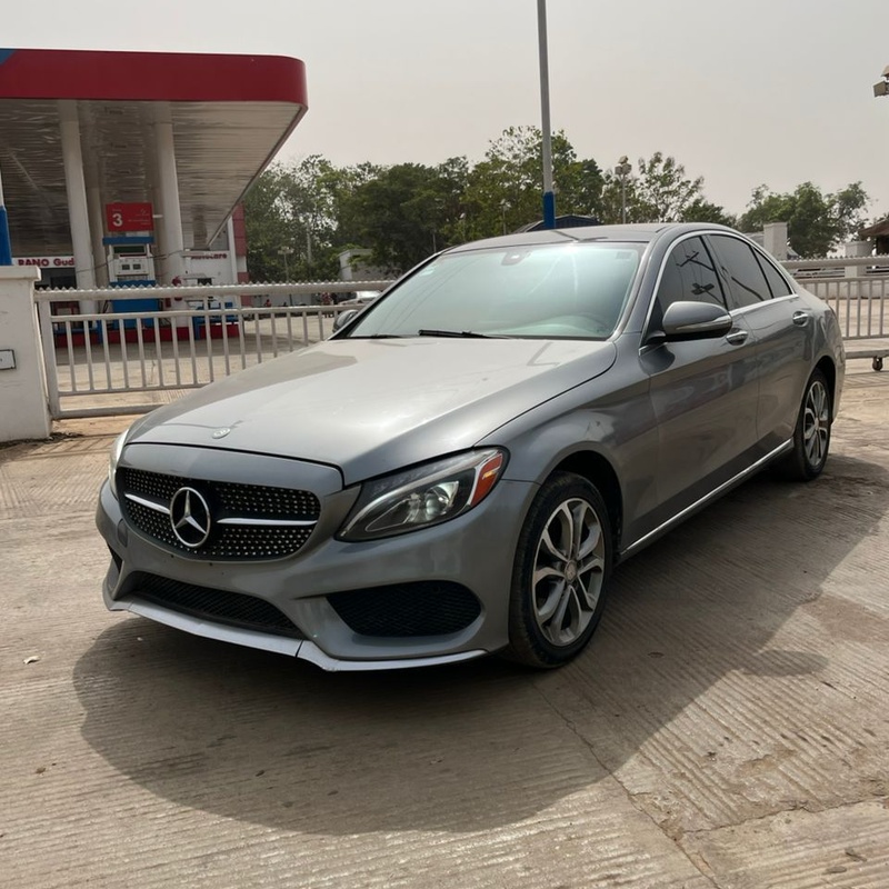 2016 MERCEDES BENZ C300 FULL OPTION FOR SALE image