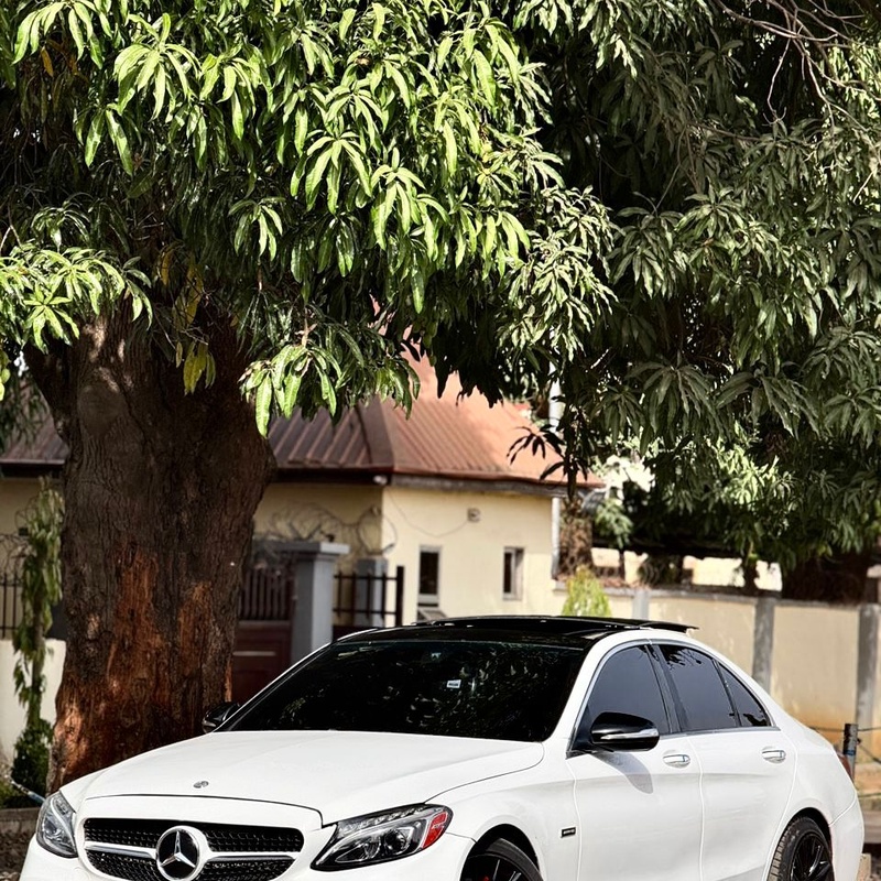2016 MERCEDES BENZ C400 FULL OPTION AMG TRIM FOR SALE image