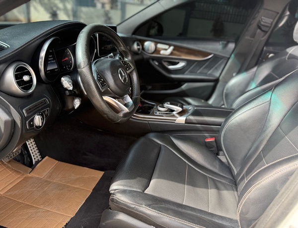 2016 MERCEDES BENZ C400 FULL OPTION AMG TRIM FOR SALE