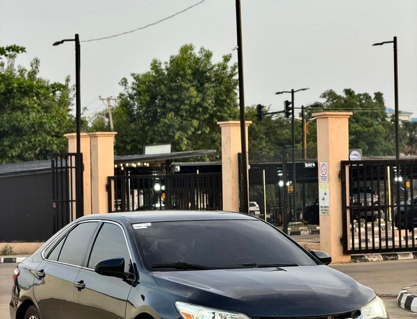 2016 TOYOTA CAMRY LE FOR SALE IN KADUNA