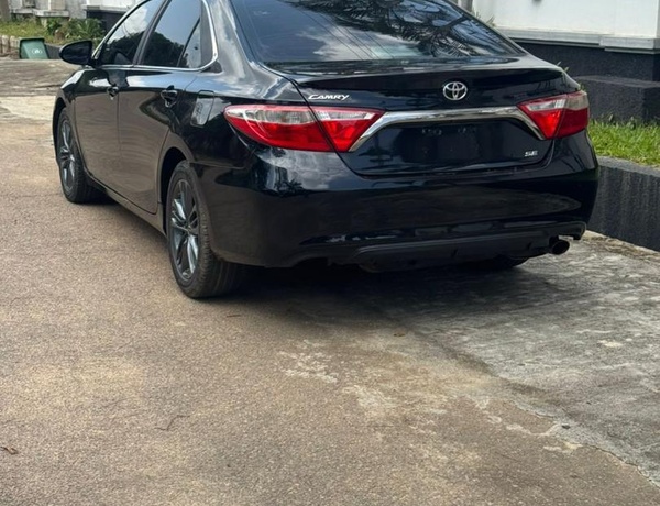 2016 TOYOTA CAMRY SE FOR SALE IN KADUNA