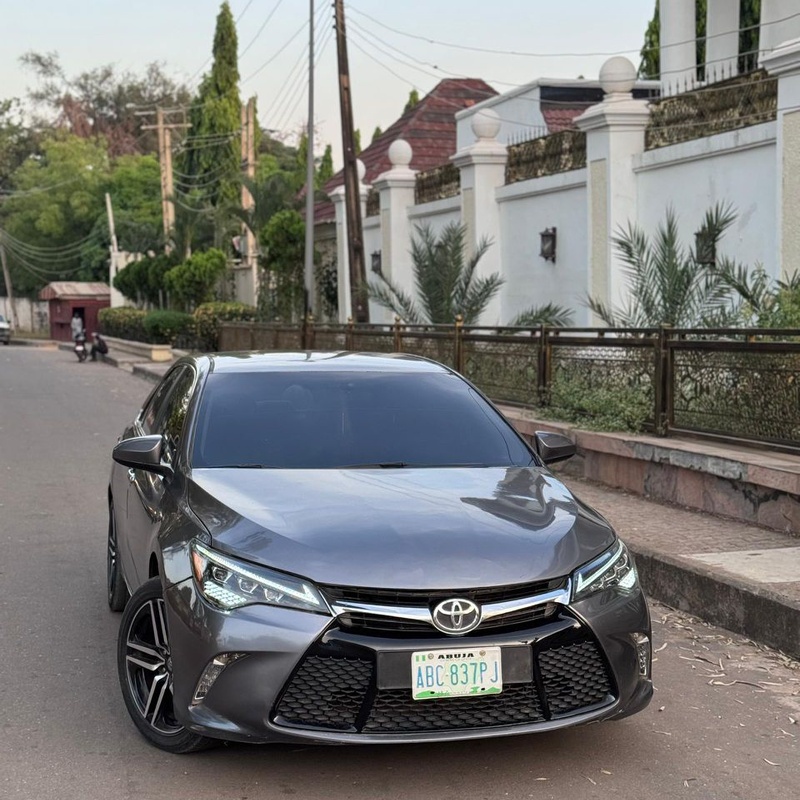 2016 TOYOTA CAMRY SE FOR SALE IN ABUJA image