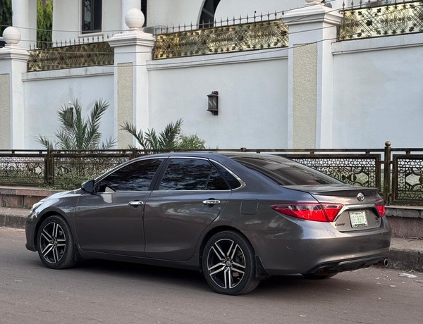 2016 TOYOTA CAMRY SE FOR SALE IN ABUJA