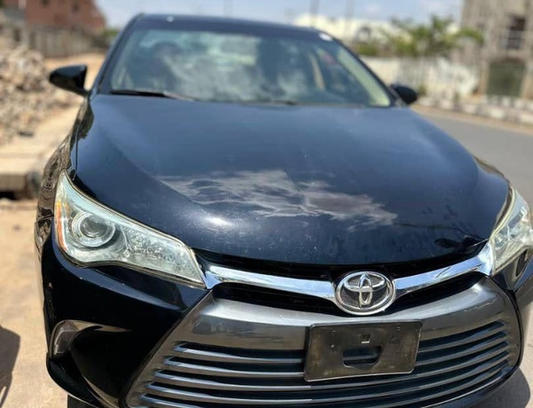 2016 TOYOTA CAMRY XLE FOR SALE