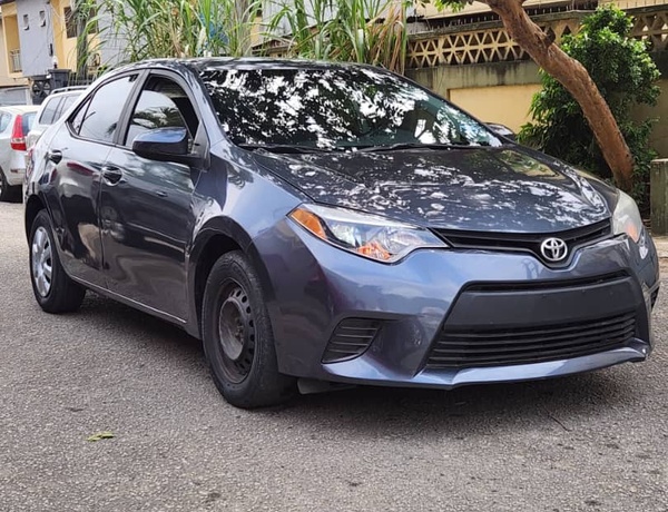 2016 Toyota Corolla LE Tokunbo for Sale In Lagos