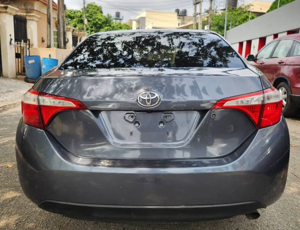 2016 Toyota Corolla LE Tokunbo for Sale In Lagos