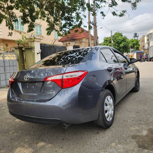 2016 Toyota Corolla LE Tokunbo for Sale In Lagos