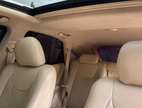 2016 UPGRADED LEXUS RX350 FOR SALE IN LAGOS