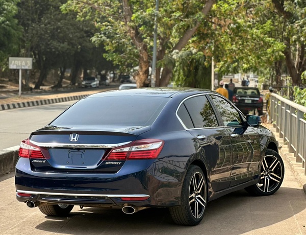 Foreign Used 2017 Honda Accord for Sale In Abuja